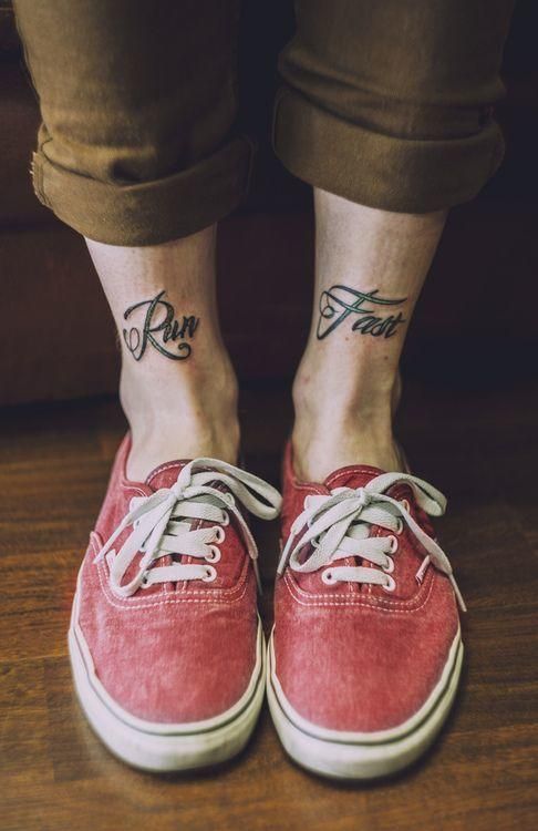 tatuajes para hombres y mujeres run fast