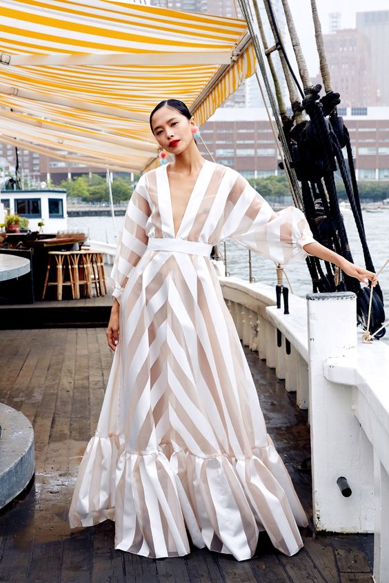 Lela Rose Spring 2019 Ready-to-Wear Fashion Show Collection: See the complete Lela Rose Spring 2019 Ready-to-Wear collection. Look 28