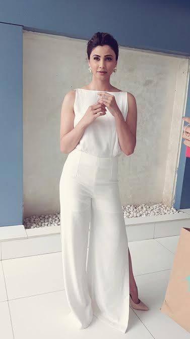 Daisy Shah for IIFA Press Conference in a ring by Yoube Jewellery