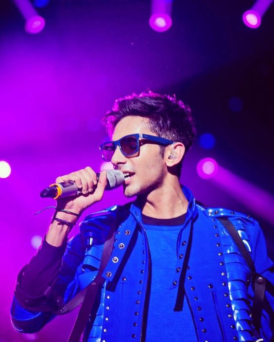 anirudh--ravichandar