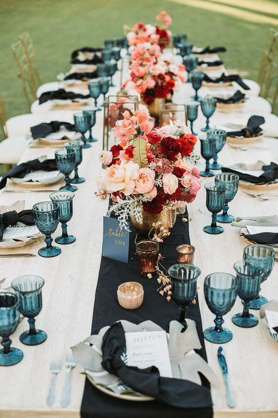 Stylish tropical wedding at Flora Farms in Cabo