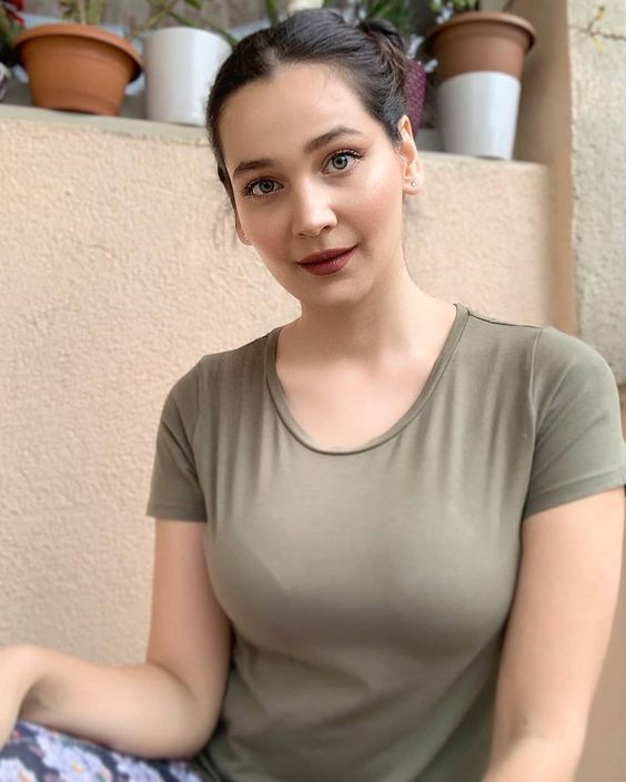Actress worked in dirlis erthughal ❤️