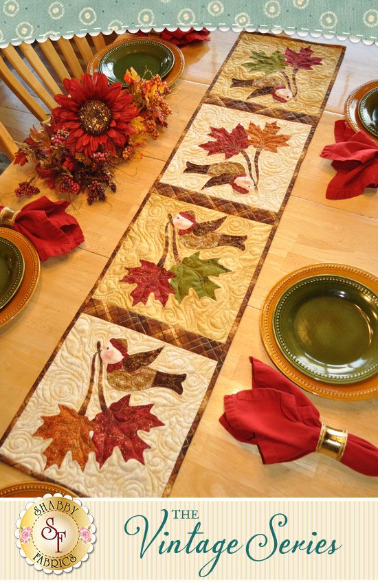 Vintage Maple Leaf Table Runner November Pattern Maple Leaf Table Runner Table Runner Pattern Table Runner And Placemats