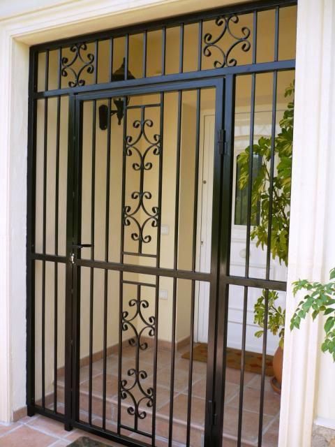 The Railing Diy Easy To Assemble Step By Step To Protect With Simplicity Dignity And Style Of Our House Door Gate Design Iron Front Door Grill Door Design