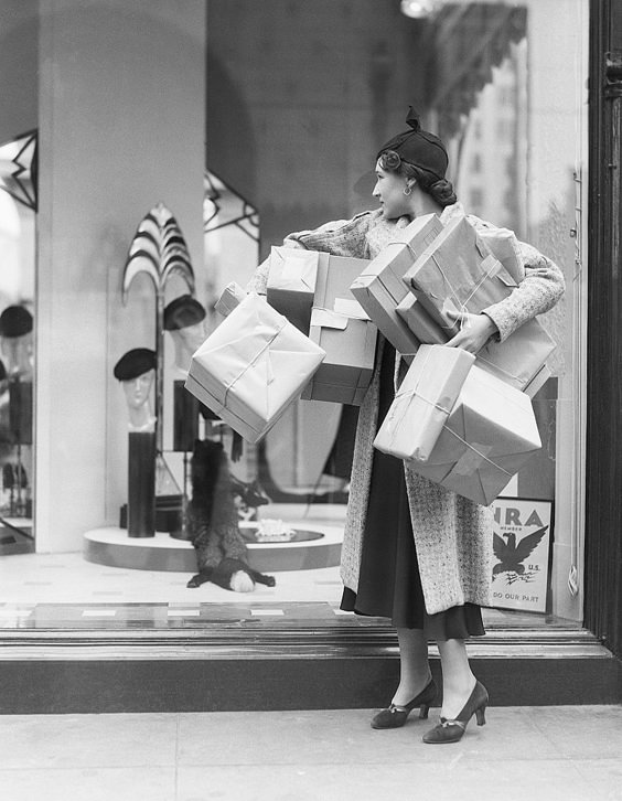 I hope she has better heels in one of those bags! I love shopping so much!