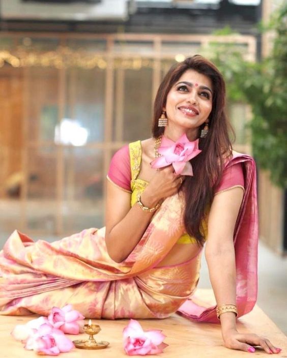 Sai Dhanshika HD Photos – Tamil Actress Diary