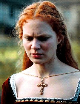 Gifs Historical : Alicia von Rittberg as Elizabeth I · Becoming...