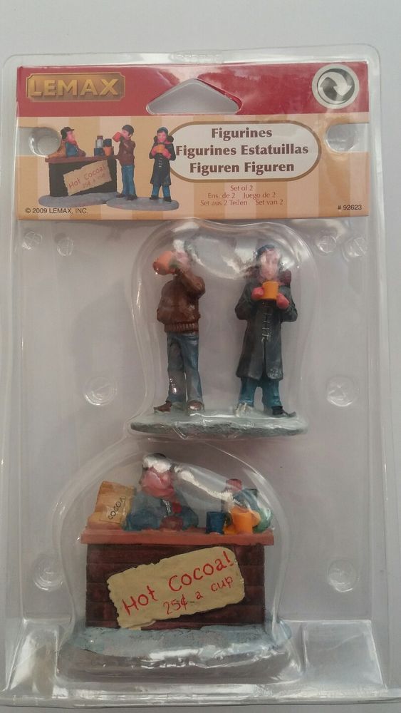 2006 Snowball Fun Set of 2 Christmas Village Figurines