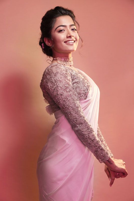 #rashmikamandanna #southindianactress #tollywood #tollywoodactress #pinksaree #pinkdress #saree #modelphotoshoot #modelphotography #indiangirl #indianactress #fashionmodel #beautifugirl