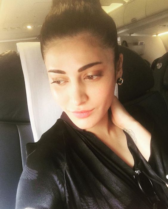Beautiful gorgeous stunning adorable Shruti hassan
