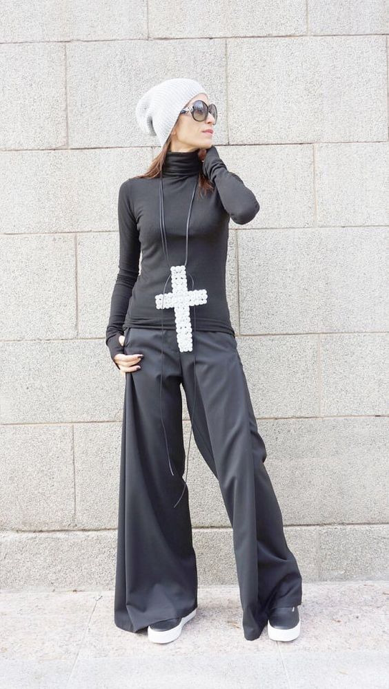 SALE NEW Loose Black Pants / Wide Leg Pants /Extravagant