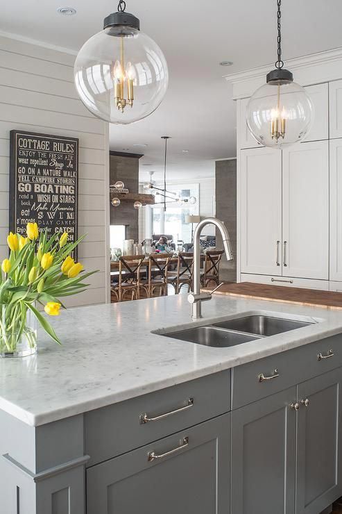 White Quartz Countertop With Grey Veins Marble Table Top Replacement Carrara Qu In 2020 Grey Kitchen Island Marble Countertops Kitchen Quartz Kitchen Countertops White