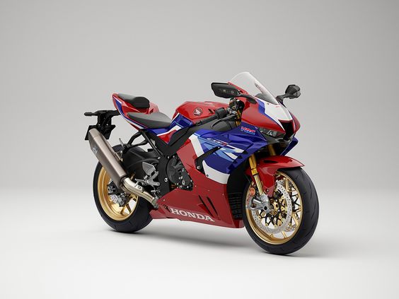 「CBR1000RR-R FIREBLADE」「CBR1000RR-R FIREBLADE SP」の一部仕様を変更し発売