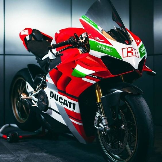 ducati-panigale-v2