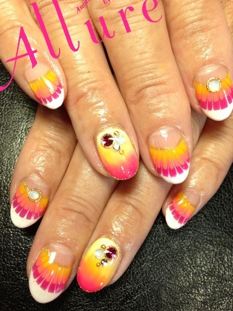 ピーコック逆フレンチ Luv Nails Asian Nails Creative Nails ピーコック逆フレンチ Luv Nails Asian Nails Creative Nails