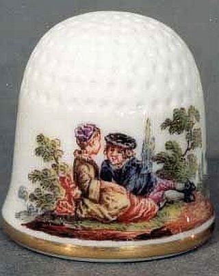 Vingerhoed van Watteau, hand geschilderd, Meissen Porcelain.