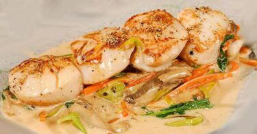 Cassolette De St Jacques Aux Poireaux La Cuisine De Carotte Cassolette De St Jacques Recette Cassolette Recette St Jacques