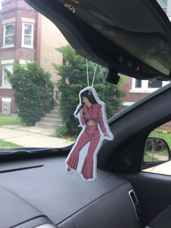 Selena Quintanilla Perez car smells delicious 2018