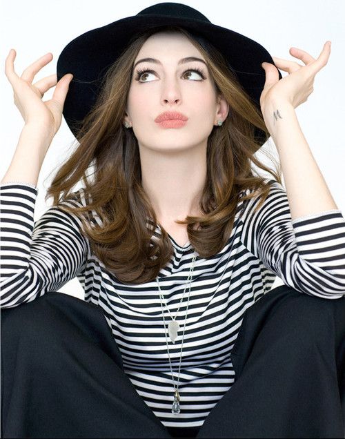#AnneHathaway is the best Catwoman.