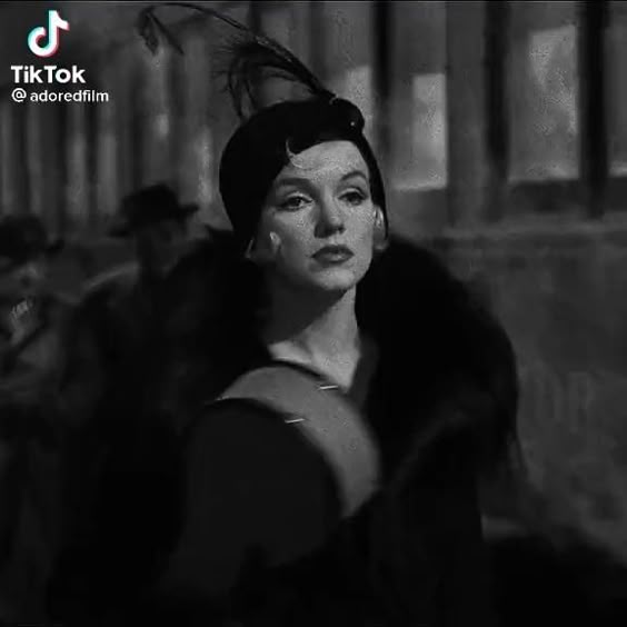 old-movie-photo
