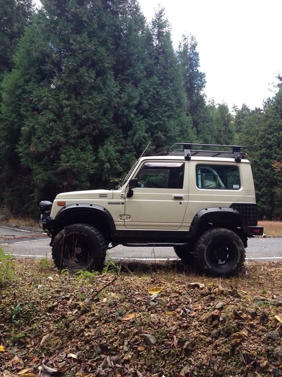 Hiroyuki Yamaguchi SUZUKI SAMURAI