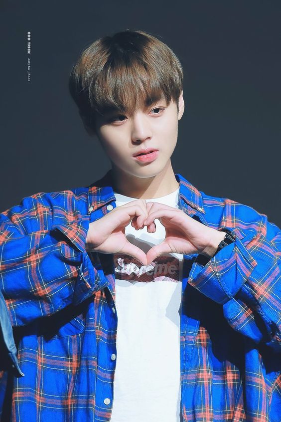 Wanna-One - Park Jihoon
