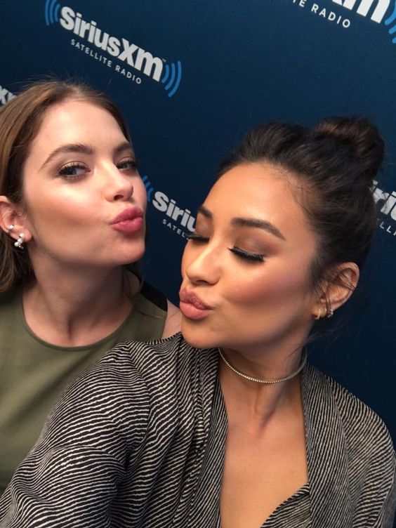 ashley-benson