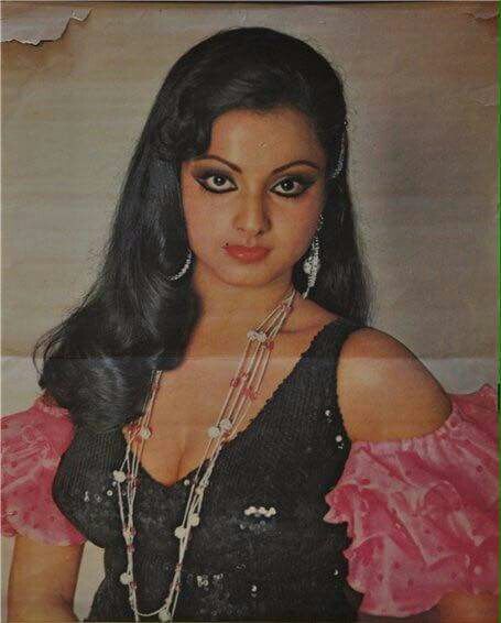 Vintage REKHA Before She Connected Wirh AMITABH BACHCHAN In Do Anjaane
