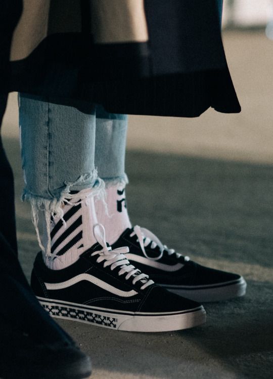 Corap Satin Al Nbb Online Ic Giyim Beautiful Sneakers Skate Wear Vans Old Skool