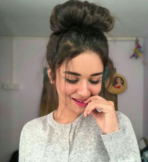 neha-jethwani-mhot-pohot