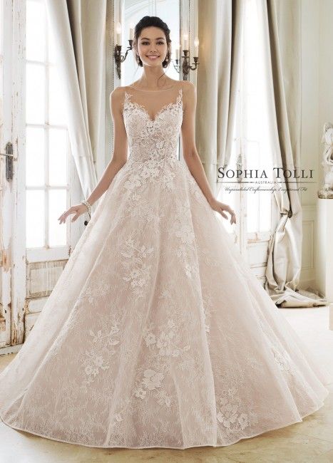 Vestido de noiva modelo princesa