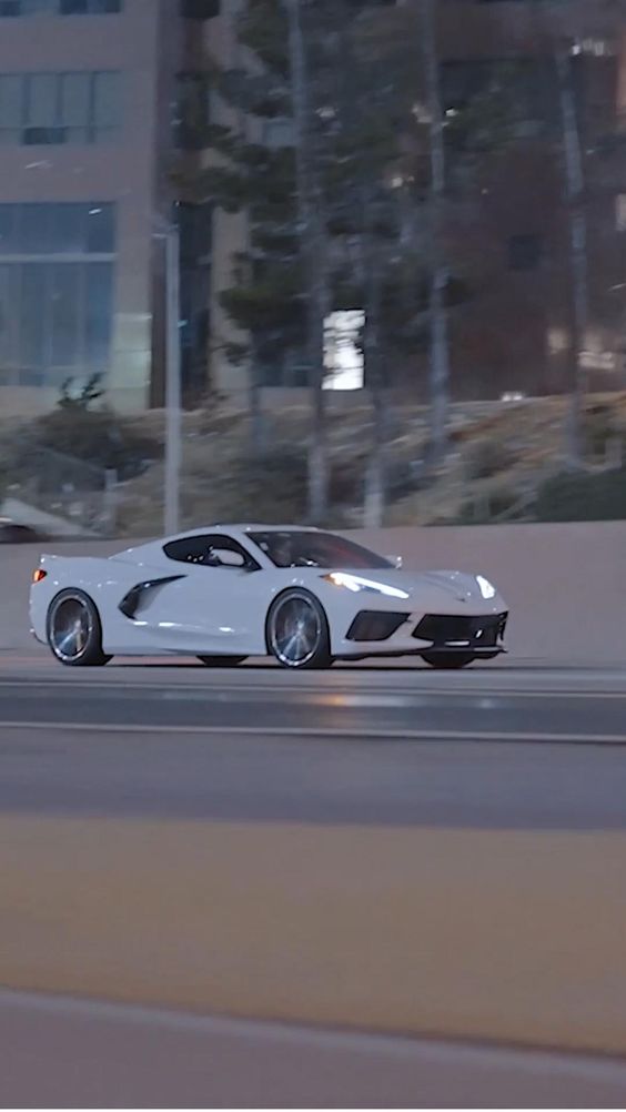 2021 C8 Corvette - Ferrada Wheels CM2