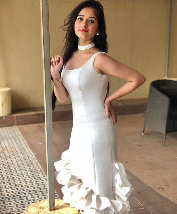 jannat-zubair-bikini-s**y