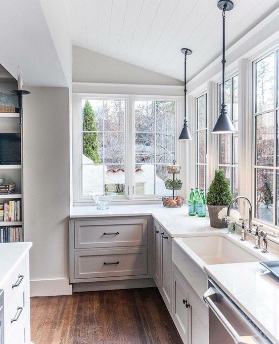 Farmhouse picture windows -from Pinterest picture windows