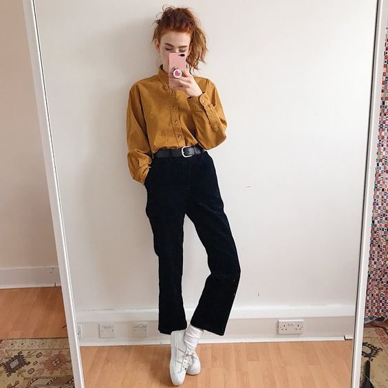 Beautiful deep navy blue chunky cord trousers, high waisted - Depop