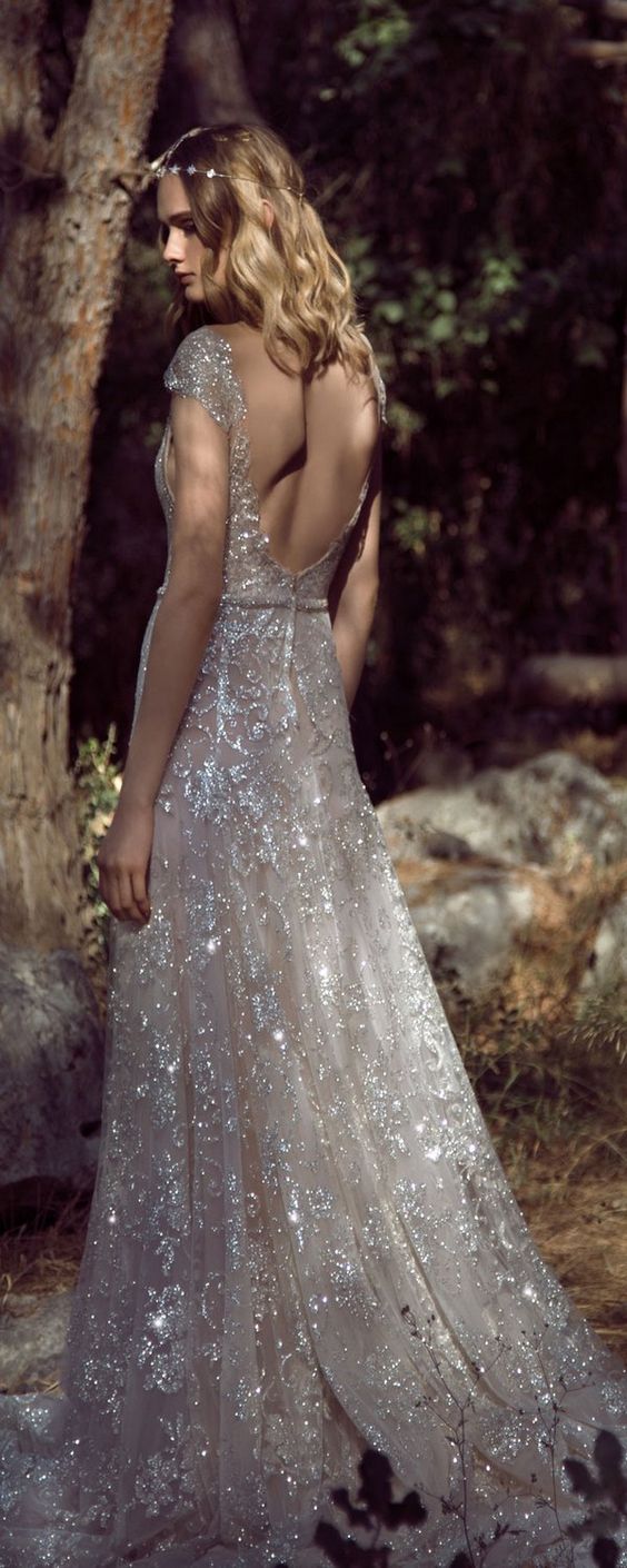 the dreamiest, most enchanting wedding dress that’s guaranteed to take your breath away