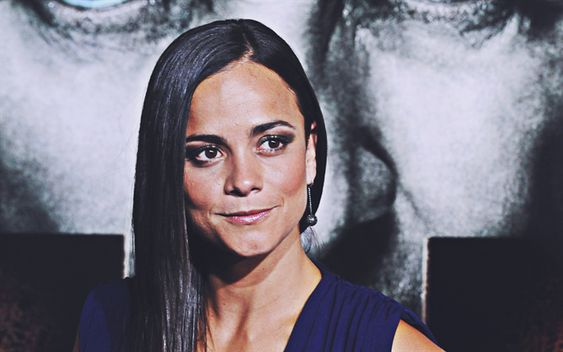 Download wallpapers Alice Braga, 2018, brazilian celebrity, beauty, beautiful woman, brazilian actress, Alice Braga photoshoot