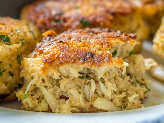 Classic Maryland Crab Cakes