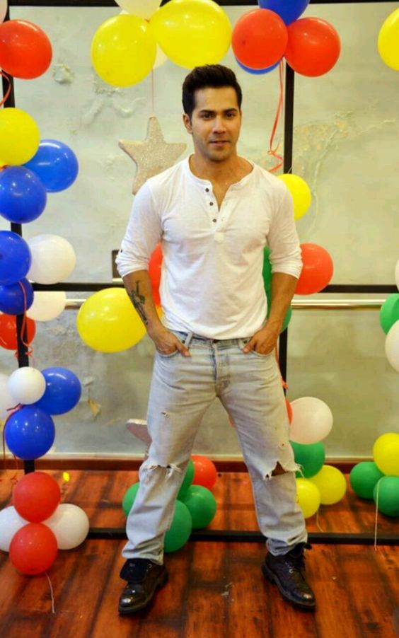 Varun dhawan ( 3.7.18