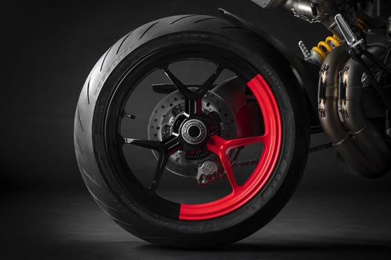 Ducati Hypermotard 950 RVE