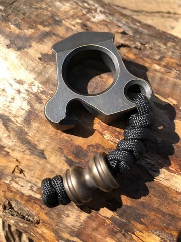 Self-Defense Brass EDC Humanoid Horn Keychain Unisex Defense Tactical Tool