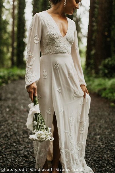 7 Bridal Fashion Trends and What Venue They Look Best In (2021-2022) 13