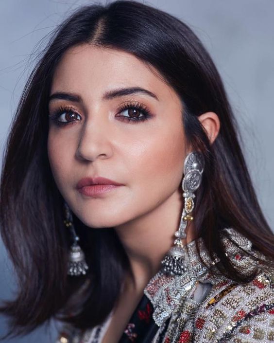Anushka Sharma makes a contemporary statement in a gorgeous outfit by Anamika Khanna; Yay or Nay?