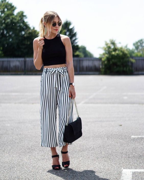 Tendencia palazzos jumpsuits rayas te van encantar <3 <3 http://comoorganizarlacasa.com/tendencia-palazzos-jumpsuits-rayas-te-van-encantar/