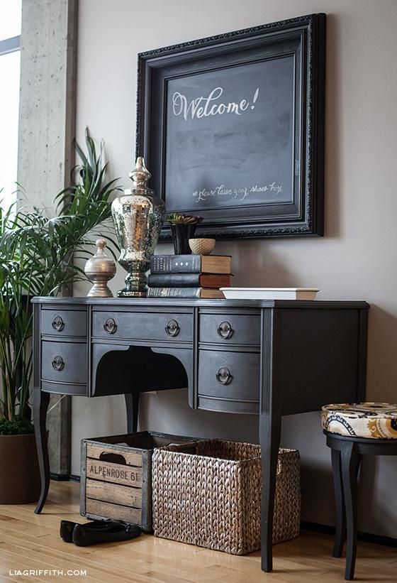 Entryway Decorations : IDEAS & INSPIRATIONS: Chalkboard Wall in Entryway