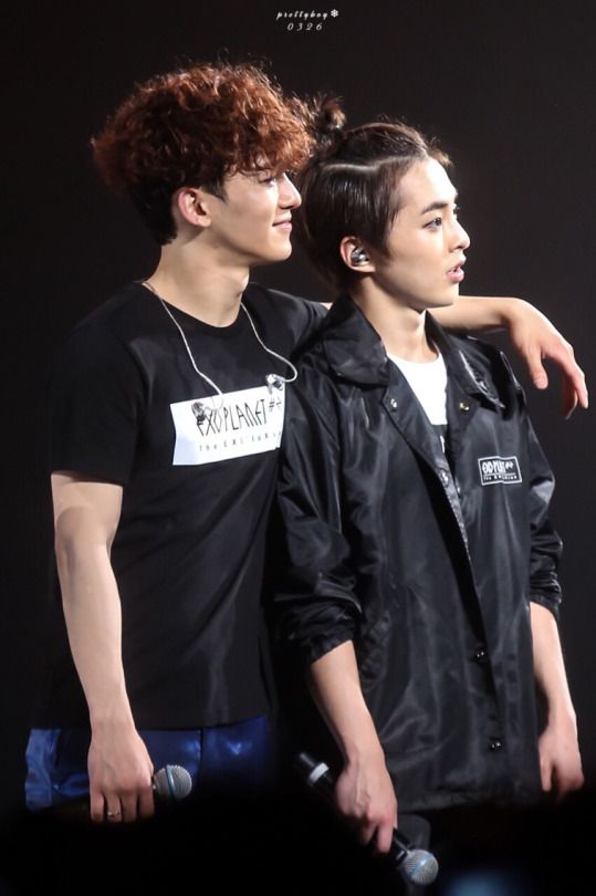 i've started to ship them after that music vid...