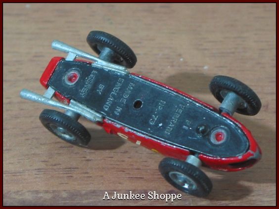MATCHBOX LESNEY Farrari F1 Racer No. 73 1962 With Driver No Box Junk0902 http://ajunkeeshoppe.blogspot.com/