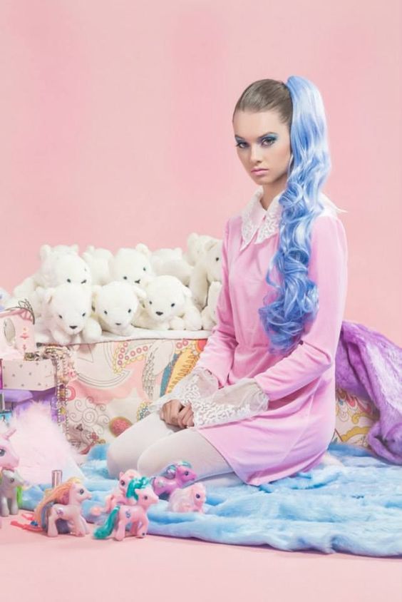 ⥠Lady Petrova