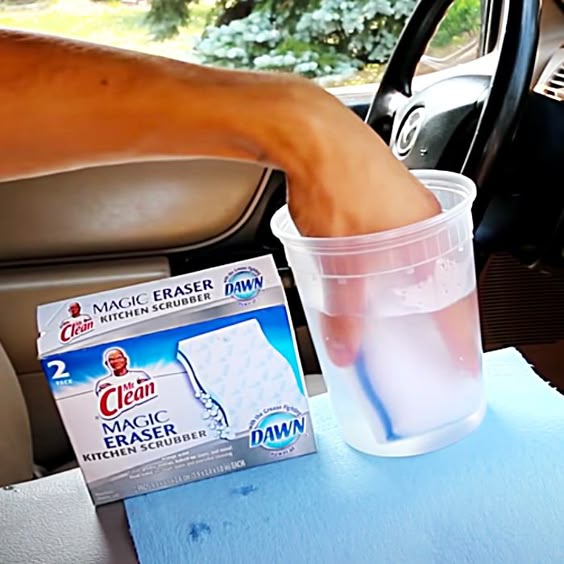 How To Clean The Inside Of The Car Windshield Without Streaks