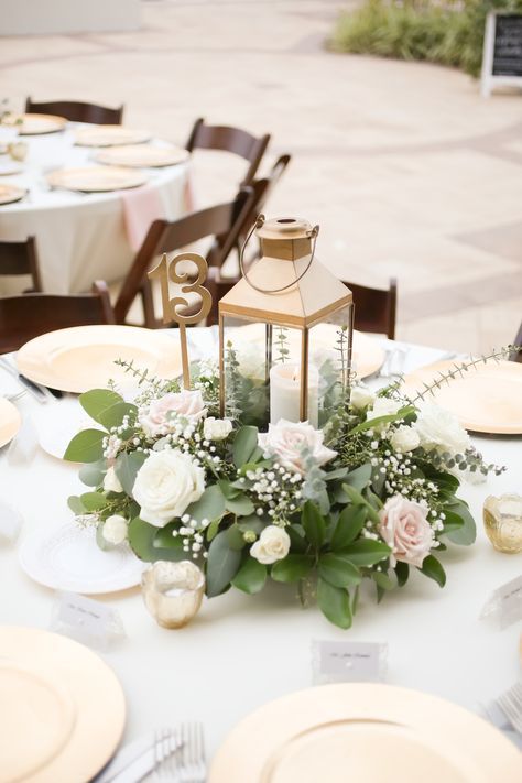 Super Wedding Table Gold Fl Arrangements 46 Ideas Round Decor Tables Garland Round Table Decor Wedding Tables, Round Wedding Table Decorations